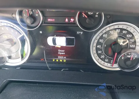 2017 Ram 1500 Big Horn 4X4 5'7 Box z USA, uszkodzony, nr VIN 3C6RR7LT7HG505334